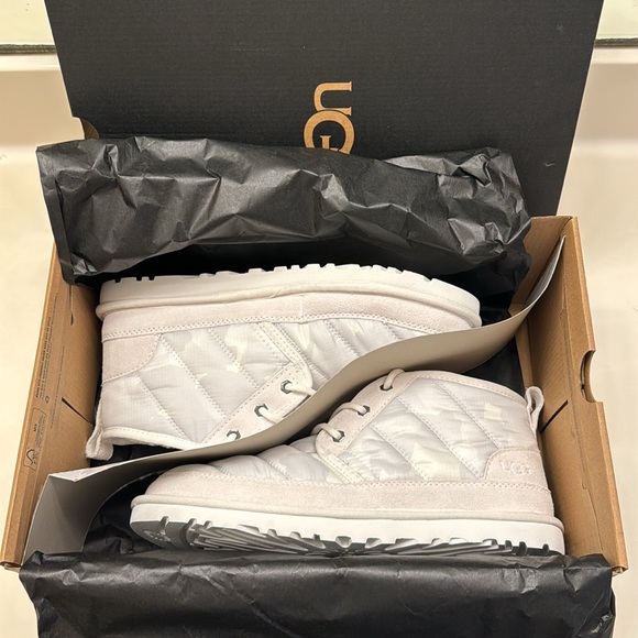 UGG Mens Shoes RARE - Picture 6 of 7